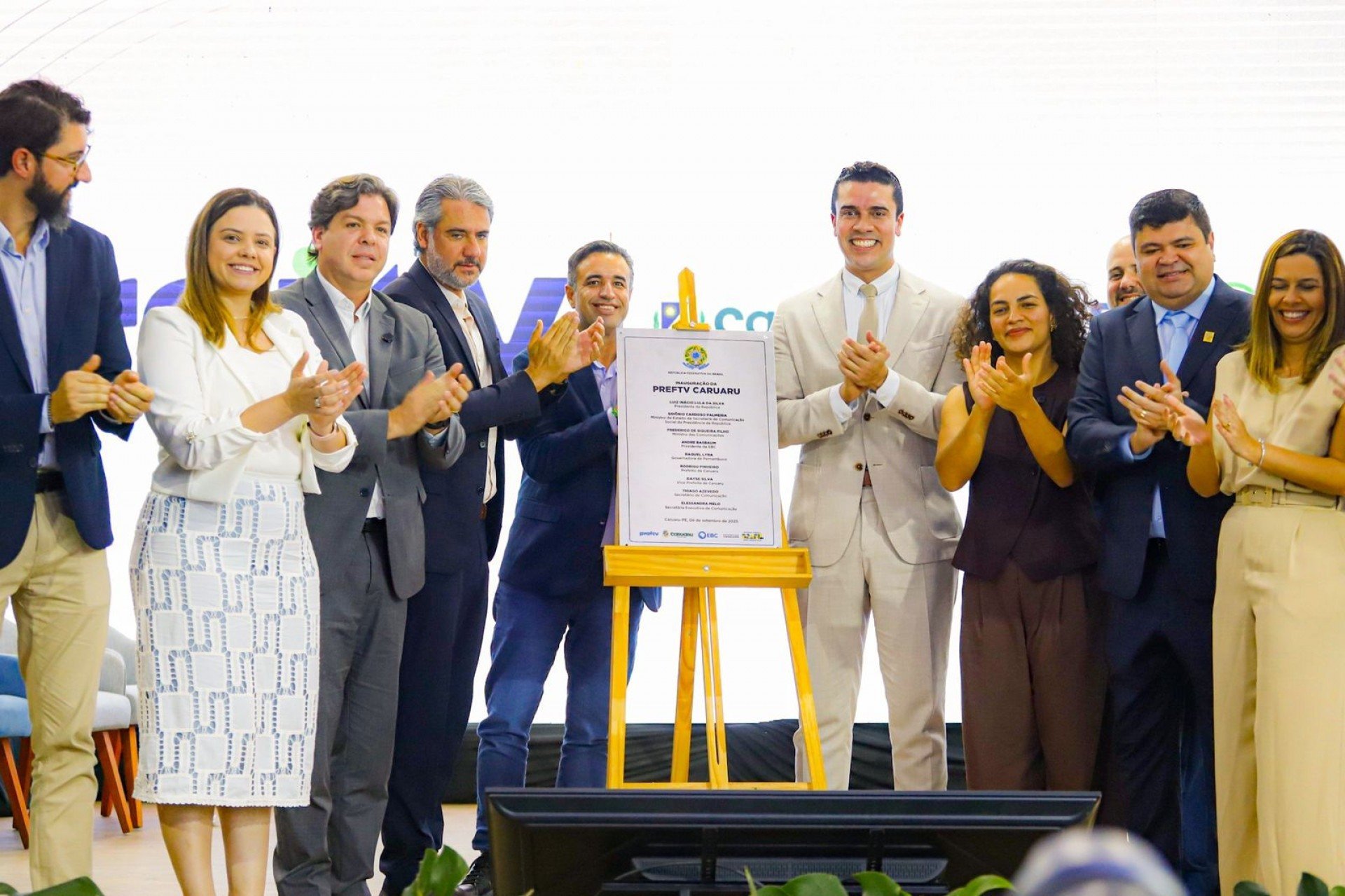 Elvis Edson e Rafael Moreira