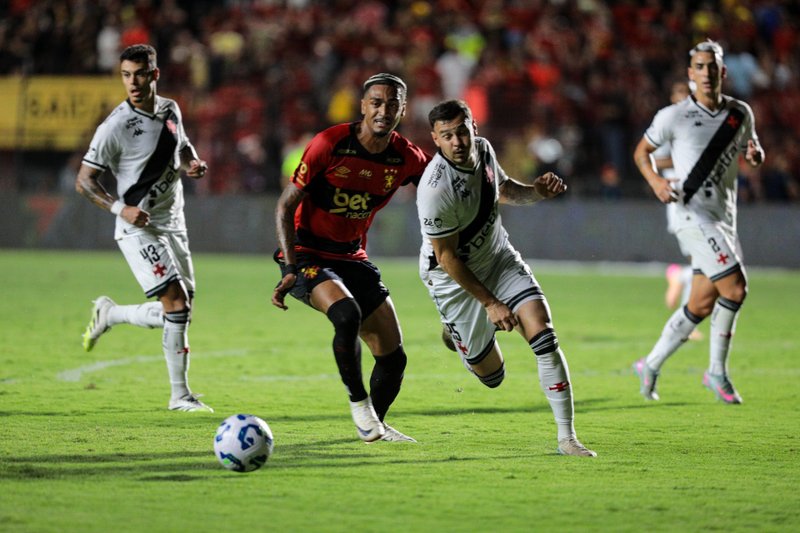 Lance do jogo entre Sport x Vasco pela 22ª rodada do Brasileirão