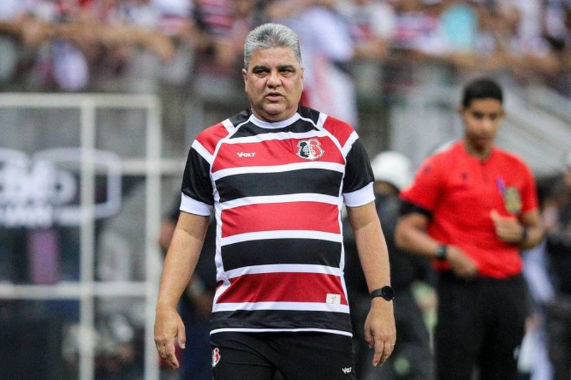 Marcelo Cabo, técnico do Santa Cruz