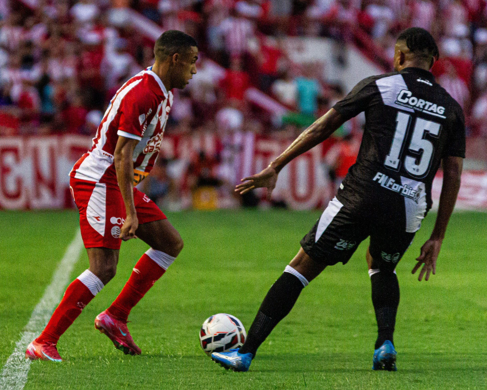 Náutico x Ponte Preta: saiba onde assistir ao vivo e horário do jogo neste sábado (20)