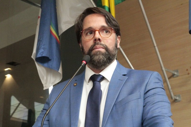 Vereador Paulo Muniz será expulso do PL, após declarações sobre a ex-primeira-dama Michelle Bolsonaro, presidente do PL Mulher