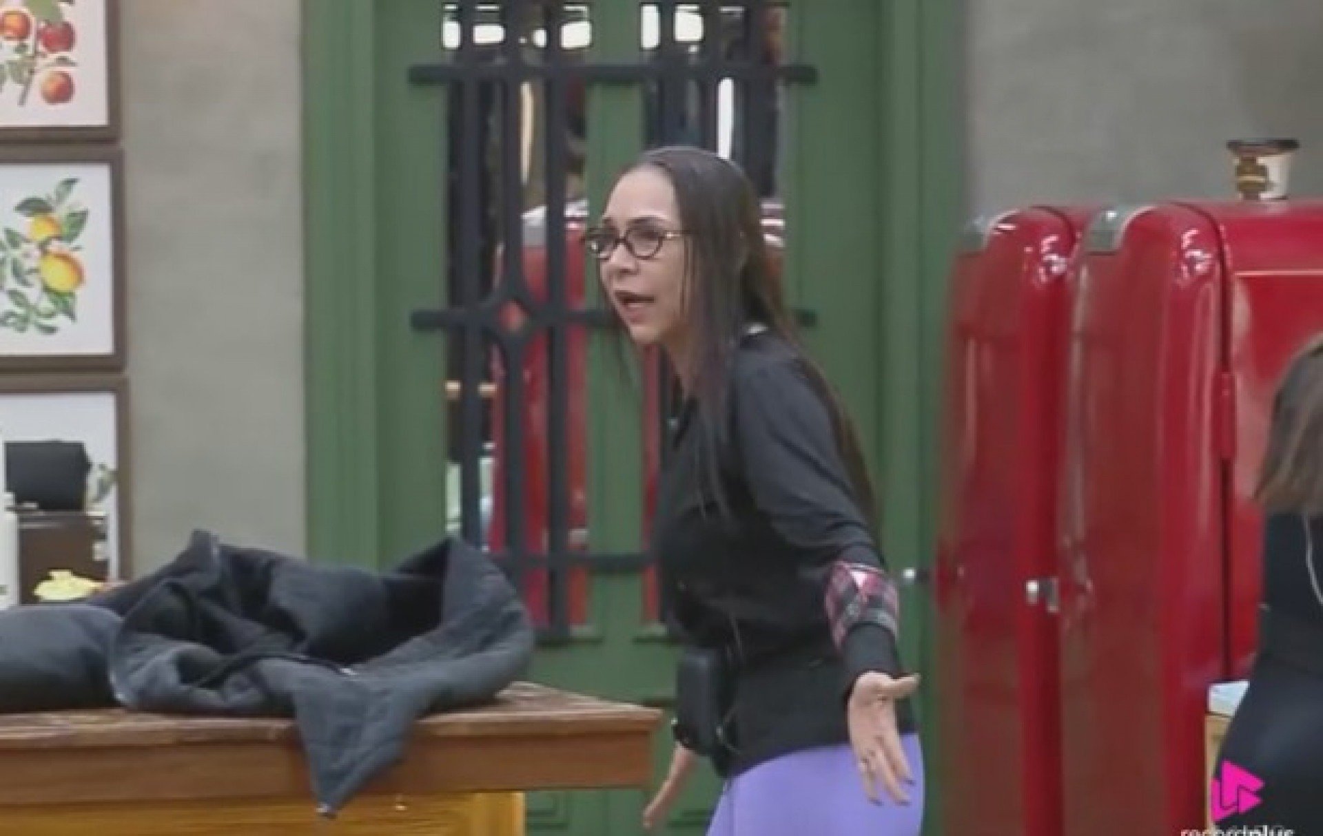 A Fazenda 17: Yoná Sousa desabafa após briga com Wallas Arrais e dispara contra os peões