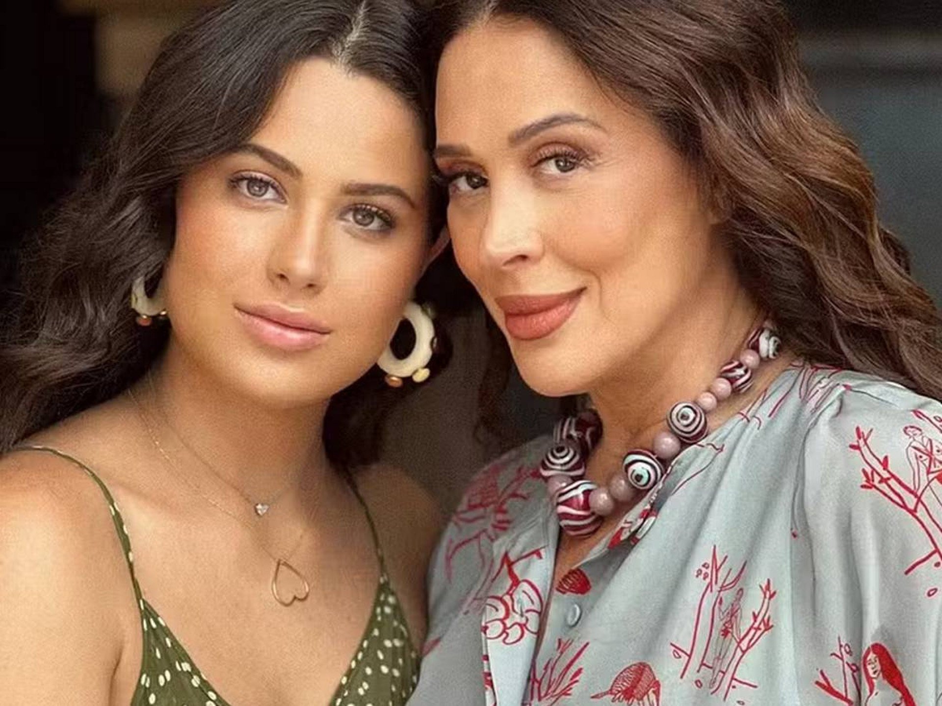 Claudia Raia aponta machismo em polêmica de sexo com a filha: “Não dá mais”