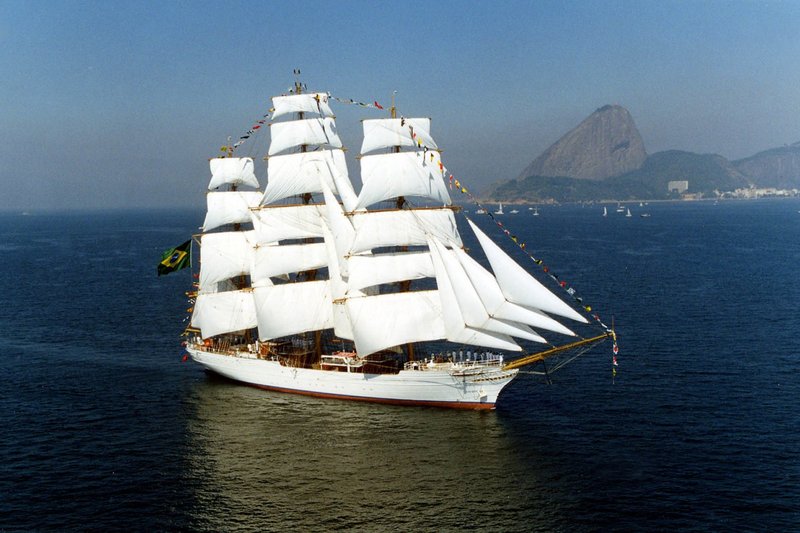 Navio-veleiro Cisne Branco atracará no Porto do Recife e terá visitação gratuita