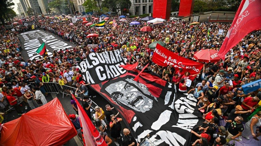 Manifestação contra a anistia e a PEC da Blindagem em São Paulo