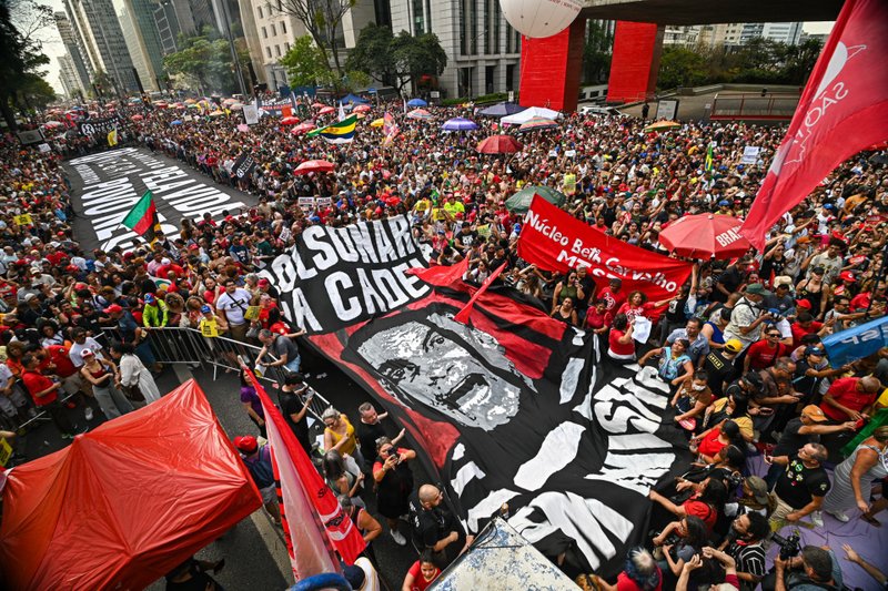 Manifestação contra a anistia e a PEC da Blindagem em São Paulo