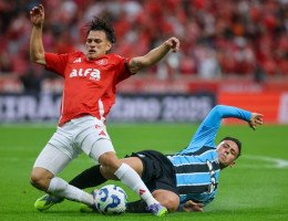 Ex-treinador do Grêmio dispara sobre a arbitragem do Gre-Nal: “Você é ladrão”