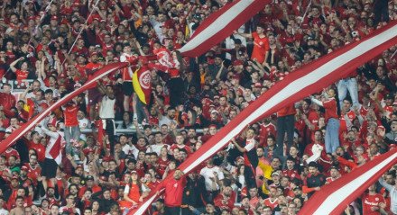O Internacional está sem treinador desde a noite do último domingo (21), quando anunciou a demissão de Roger Machado, após a derrota no Gre-Nal, pelo Brasileirão.