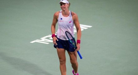 Bia&#160;Haddad Maia, que desceu ao 40º lugar do&#160;ranking&#160;nesta segunda-feira, desistiu da disputa do&#160;WTA&#160;1000 de Pequim, na&#160;China, que teve sua chave sorteada nesta segunda-feira, e encerrou sua temporada cerca de um mês antes do término oficial de torneios. A&#160;brasileira&#160;deixou uma mensagem nas redes sociais onde o foco agora é descansar seu corpo e mente. A tenista [&#8230;]