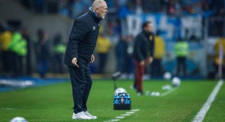 Treinador e auxiliar Sidnei Lobo estÃ£o suspensos para o confronto contra o Botafogo nesta quarta (24), em partida atrasada da 16Âª rodada