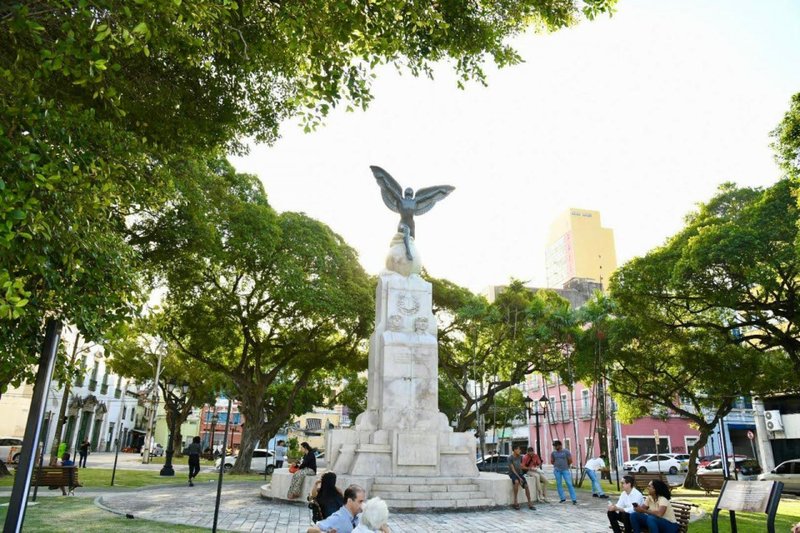 Praça Dezessete, no Centro do Recife