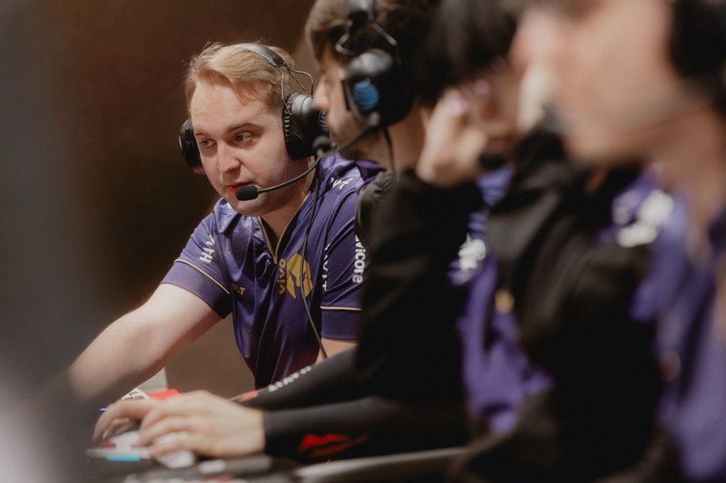 Jogadores da Vivo Keyd Stars em partida decisiva pelos playoffs da LTA