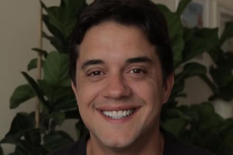 Peoas reclamam de Guilherme Boury