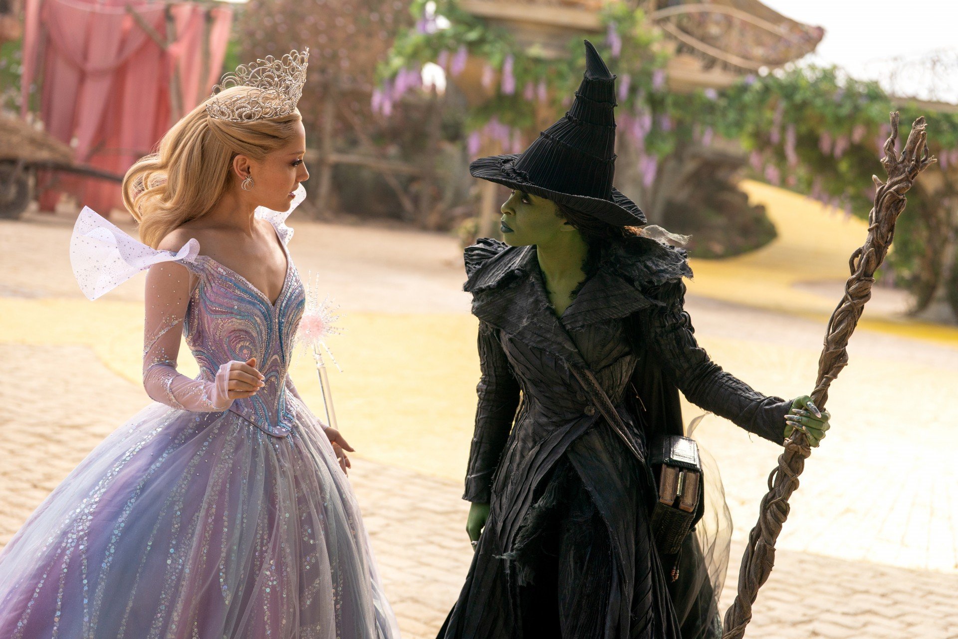 "Wicked: Parte II": Confira o último trailer do filme das Bruxas de Oz