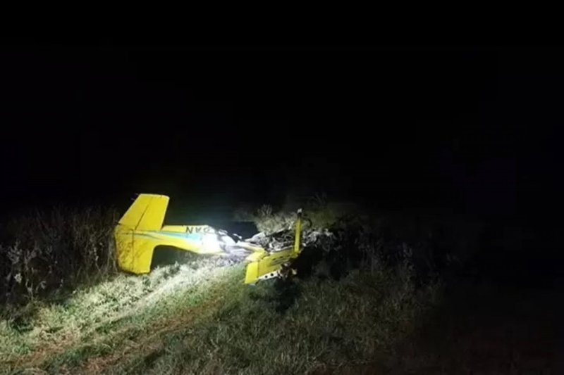 Segundo o Registro Aeronáutico Brasileiro (RAB), o avião foi fabricado em 1958 e adquirido em 2015 pelo atual proprietário, o piloto Marcelo Pereira de Barros, que morreu no acidente