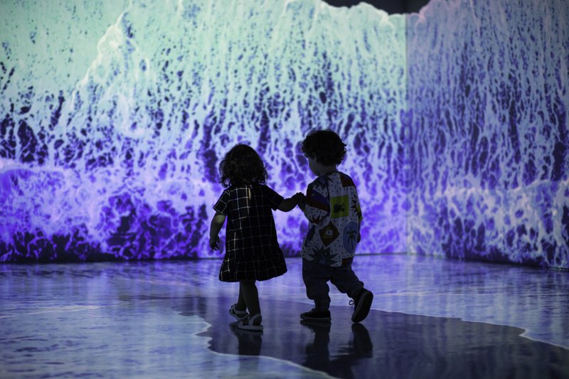 Imagem da exposição "OCEANVS", do Farol Viajante Santander

