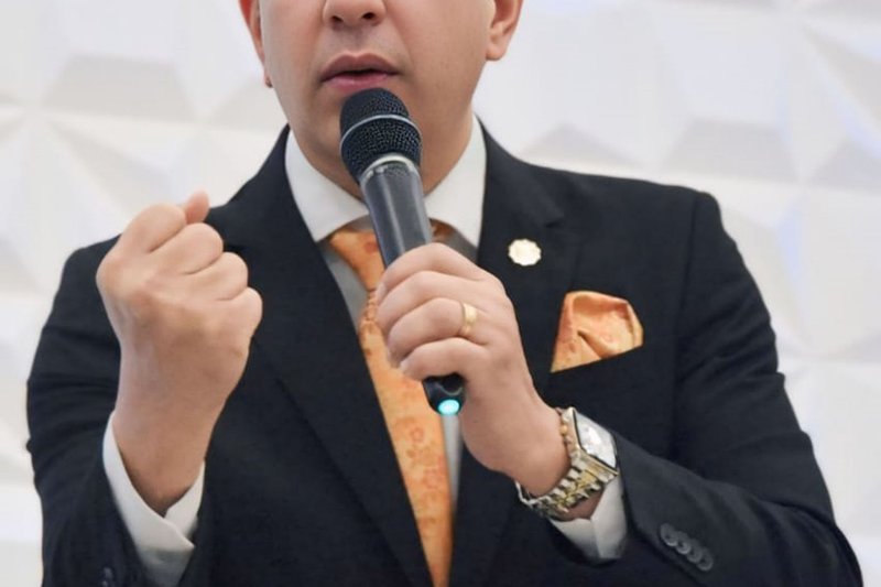 Pastor Esdras Ribeiro