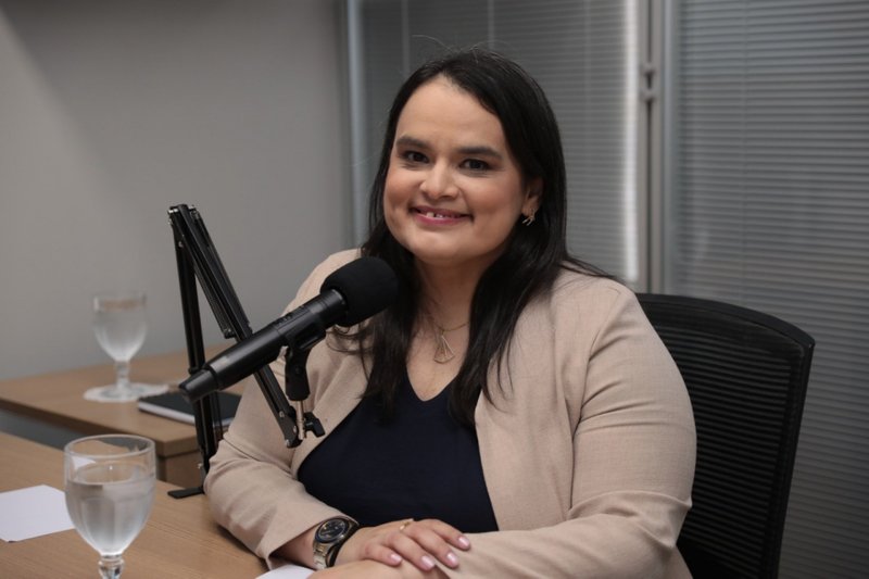 A jornalista Cinthya Leite, do Jornal do Commercio, é mestre em Saúde da Comunicação Humana e tem especialização em gerontologia 