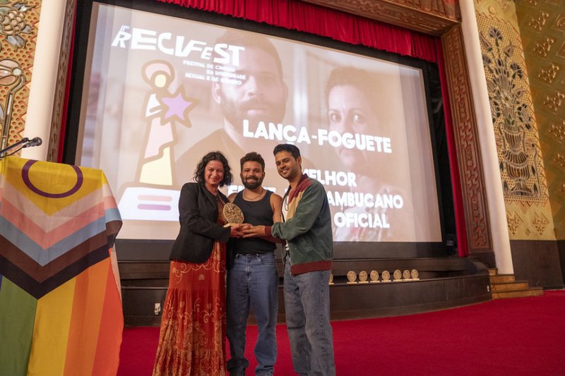 Lança Foguete (PE), de William Oliveira, foi premiado como Melhor Filme Pernambucano no XI Recifest – Festival de Cinema da Diversidade Sexual e de Gênero