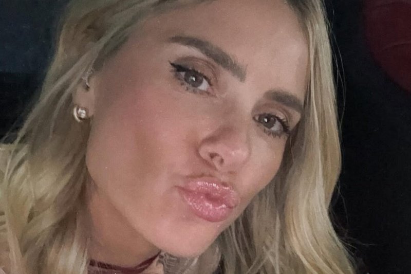 Carolina Dieckmmann expõe intimidade e dispara sobre orgasmo: “Nunca tive medo”