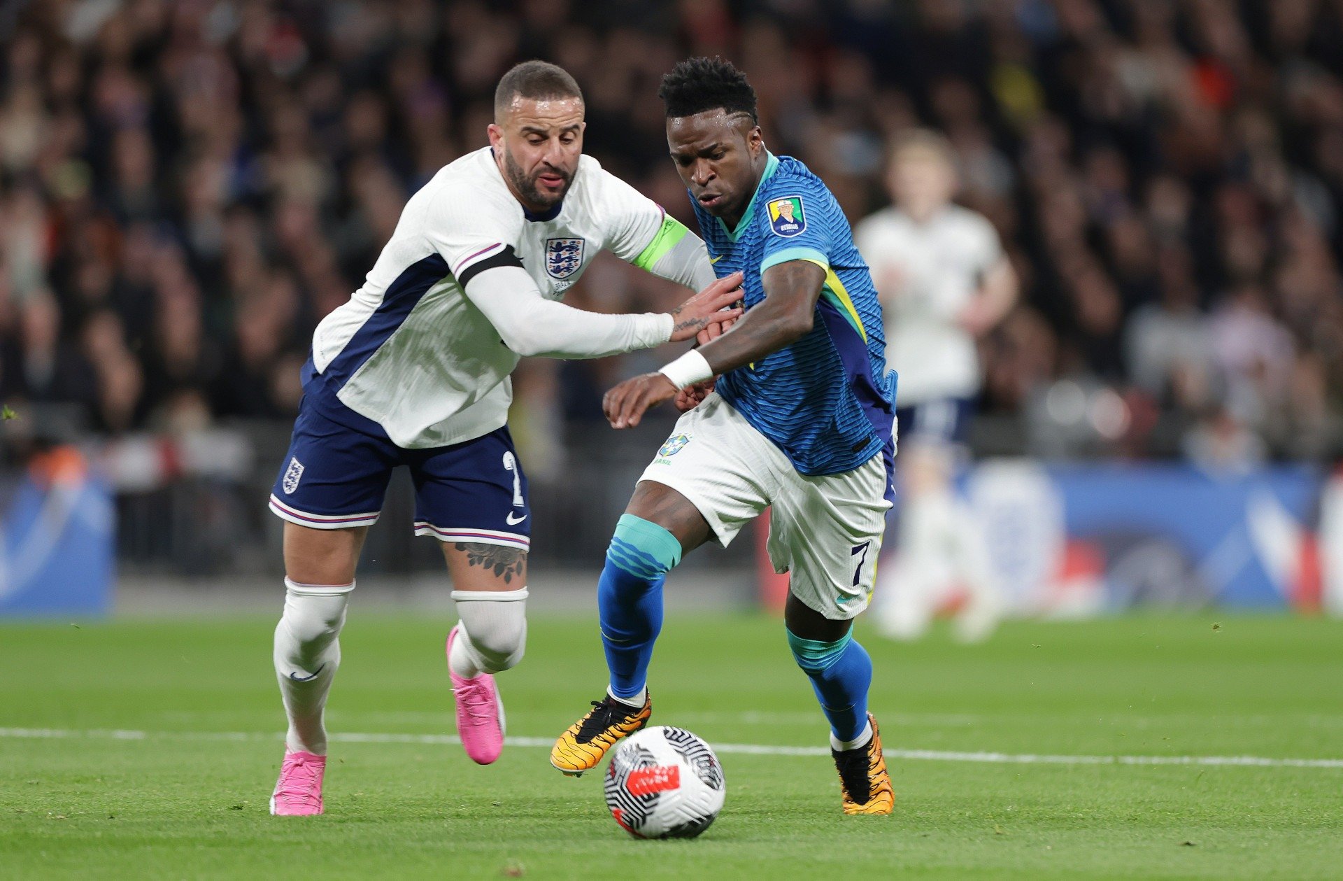 Seleção Brasileira fará amistosos na Inglaterra e na França em novembro