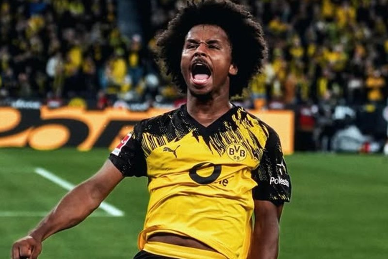 Adeyemi, atacante do Borussia Dortmund