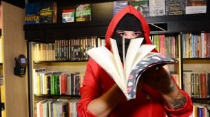 Zoe X é um dos grandes nomes do subgênero darkromance no Brasil