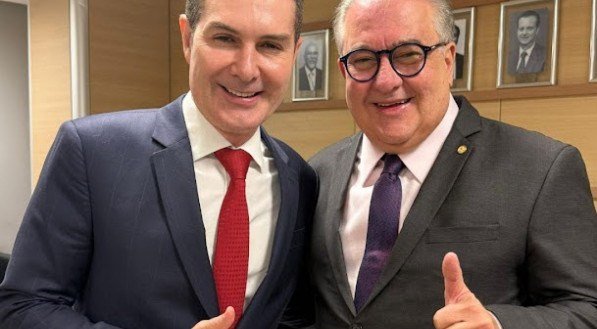 Encontro em Brasília do ministro das Cidades, Jáder Barbalho Filho, e o deputado Augusto Coutinho