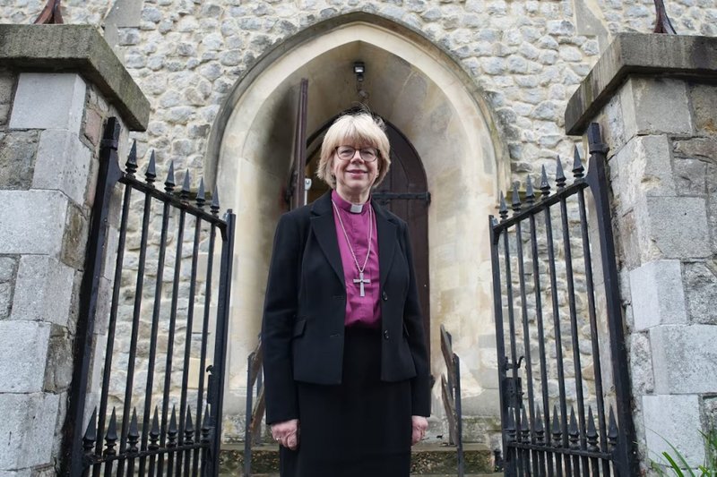 A nova arcebispa de Canterbury, Sarah Mullally
