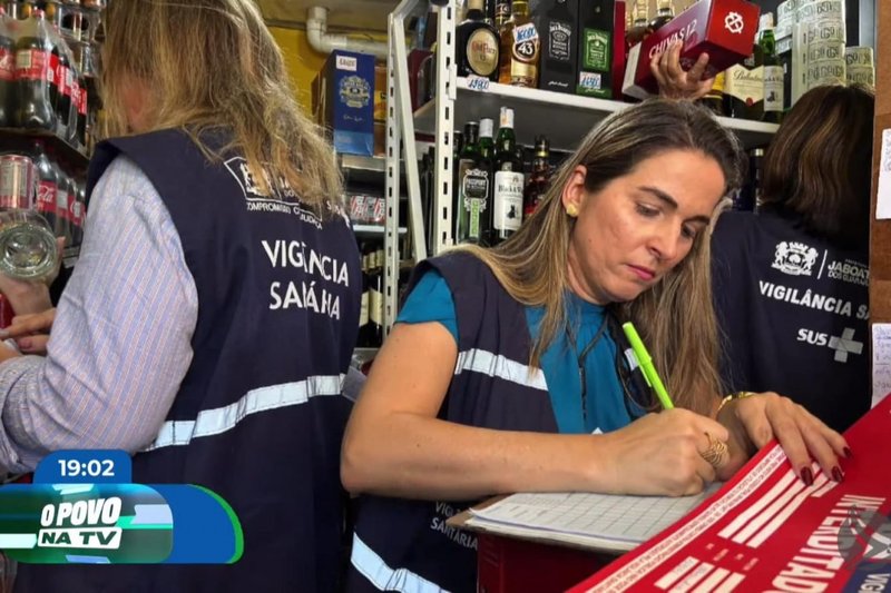Imagem de fiscalização de bebidas alcoólicas em depósitos de Jaboatão dos Guararapes