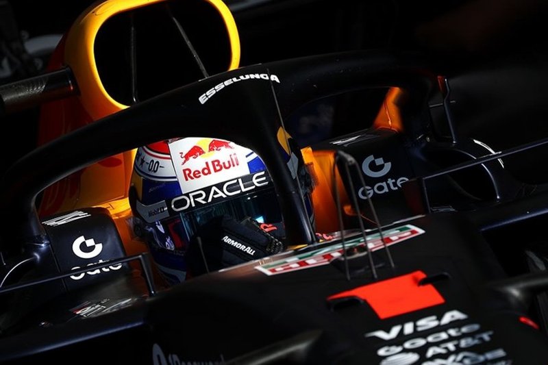 Max Verstappen, da Red Bull, tetracampeão mundial de Fórmula 1