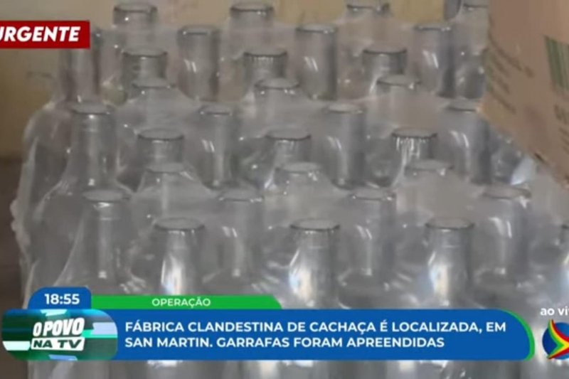 Imagem de garrafas em fábrica clandestina no bairro de San Martin