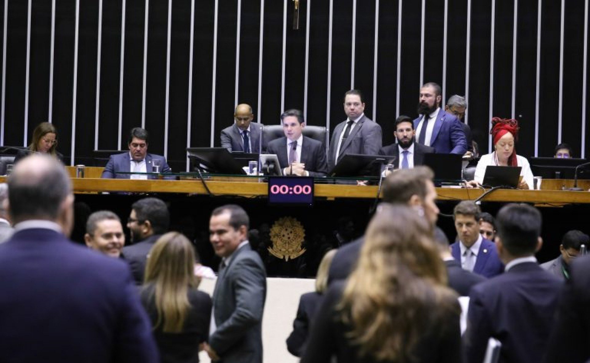  MP que garante arrecadação de R$ 17 bilhões ao governo Lula avança no Congresso como alternativa ao IOF  