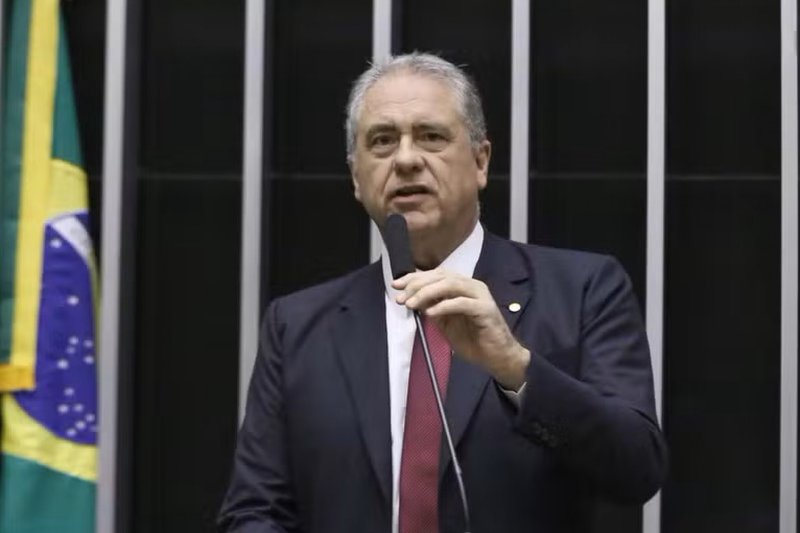 O deputado Carlos Zarattini PT-SP, relator da MP 1303/2025, que foi desidratada em sua maior parte