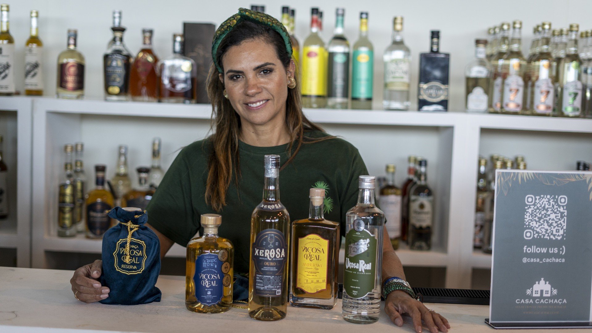 Empresária se destaca como embaixadora da cachaça e abre caminhos para o destilado brasileiro no mundo