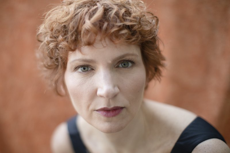 Natalia Timerman vem a Pernambuco para a XV Bienal do Livro