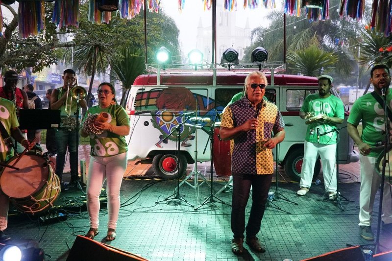 A Cocada celebra 25 anos com Sambada de Aniversário em Olinda
