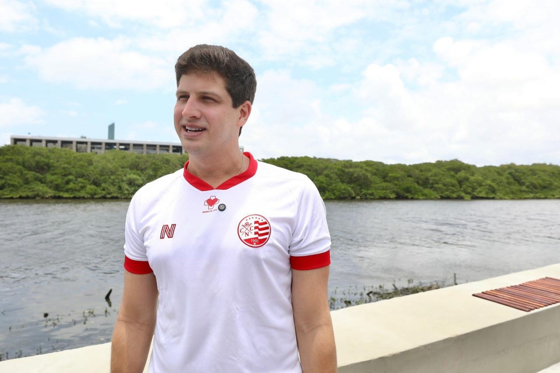 João Campos rebate Raquel Lyra e nega falta de cooperação sobre creches: "Disputa política é na eleição"