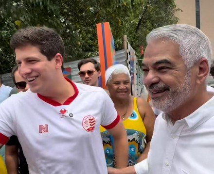 Humberto estreita laços com João Campos. Os dois estiveram juntos nos Aflitos e em parque nos Coelhos