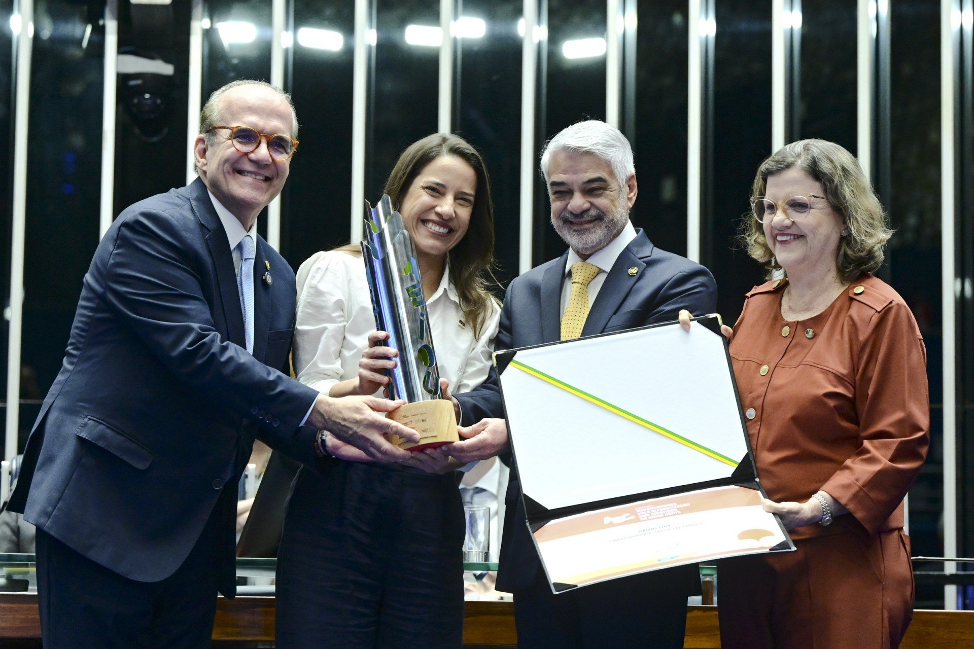 Pernambuco se destaca entre os que mais promovem a alfabetização na idade certa e valorizam a educação das crianças