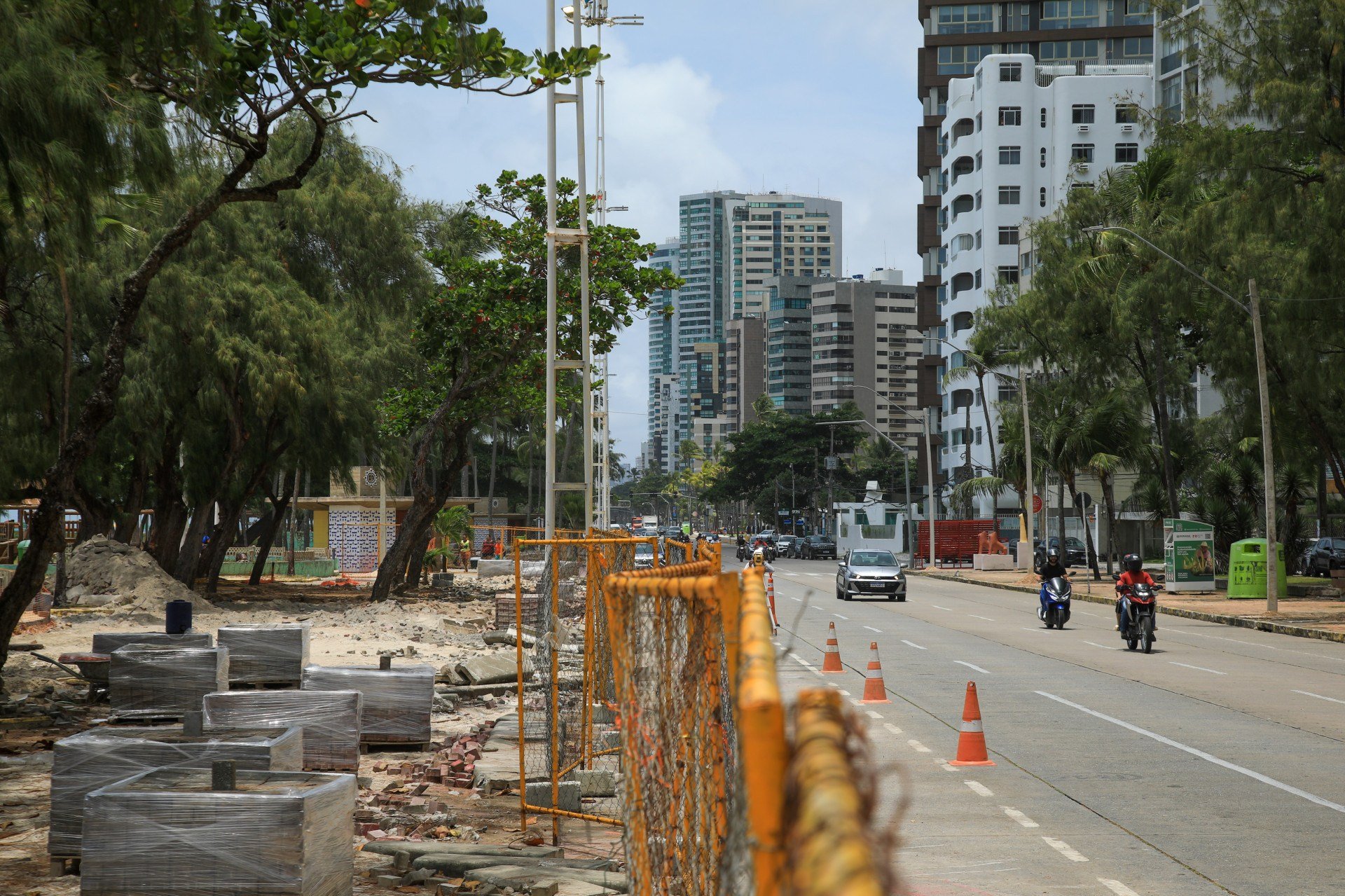 Absurdo completa quatro meses em Boa Viagem