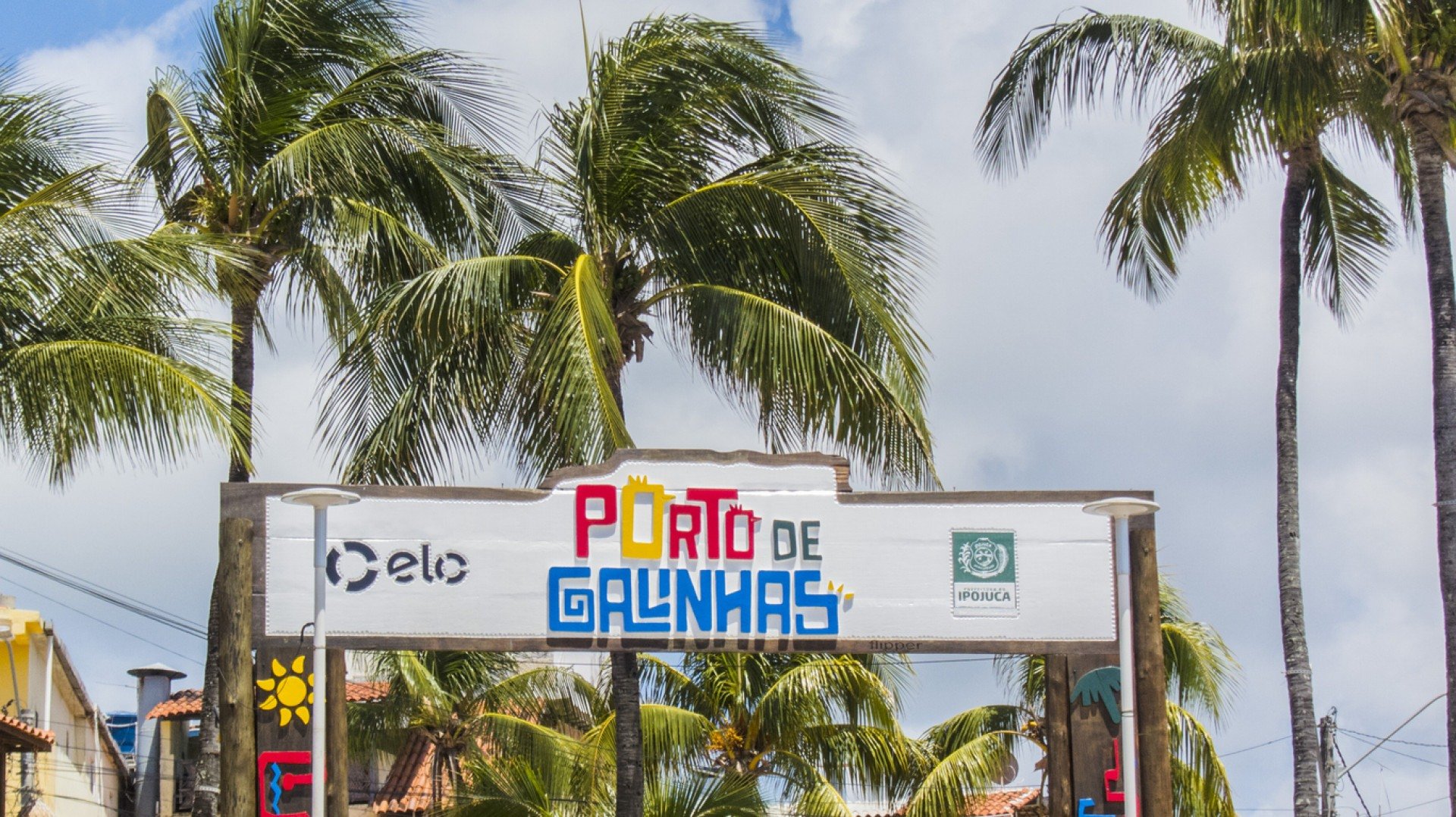 Sol predomina em Porto de Galinhas nesta terça (14), mas há previsão de chuvas rápidas no início do dia