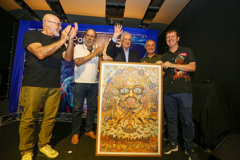 Jarbas Vasconcelos recebe homenagem pelos 25 anos do Porto Digital: "um visionário"