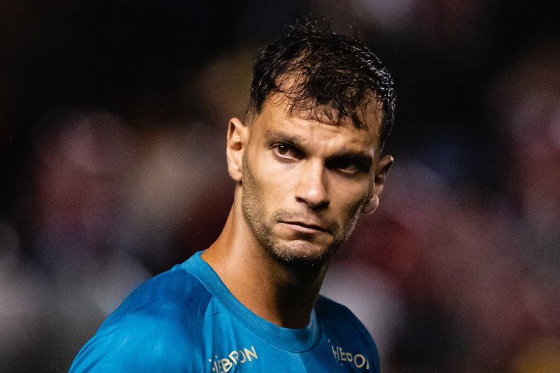 Rafael Thyere, zagueiro e capitão do Sport