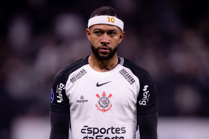 Imagem do atacante Memphis Depay, do Corinthians