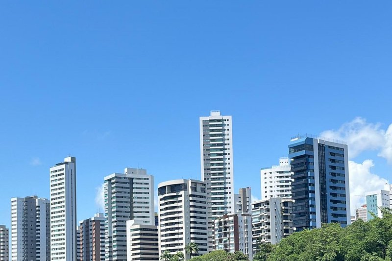 No consolidado das cidades analisadas, o VGV de lançamentos cresceu 50% e o VGV de vendas avançou 43% em relação ao mesmo período de 2024