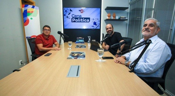 Cientista político, Adriano Oliveira, em entrevista ao Videocast do JC 