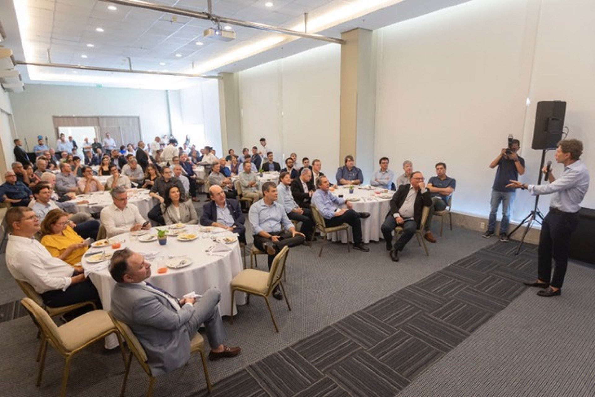 Congresso Nacional de Executivos de Finanças traz grandes nomes para debate econômico no Recife