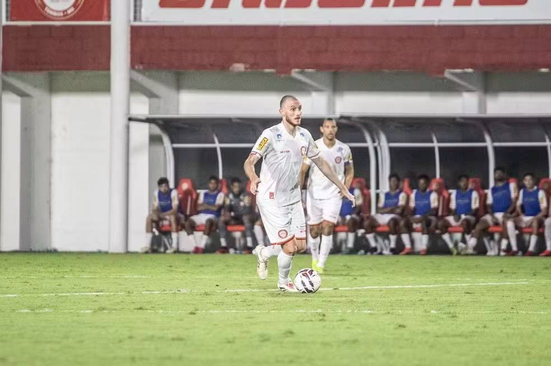 Santa Cruz encaminha contratação de zagueiro que estava disputando a Série C