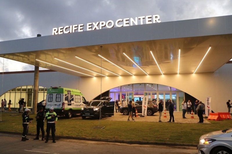 Ademi F&oacute;rum re&uacute;ne representantes do setor imobili&aacute;rio, no Recife Expo Center, para debater o futuro urbano no Brasil